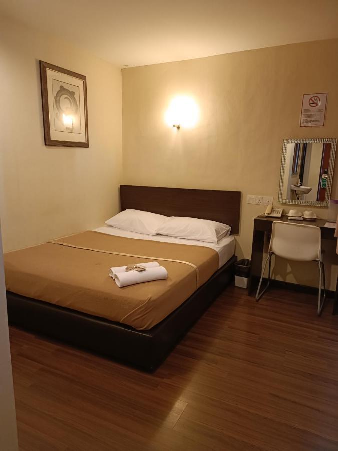 Hotel So