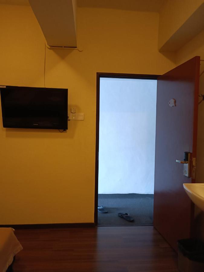 So Hotel 2*